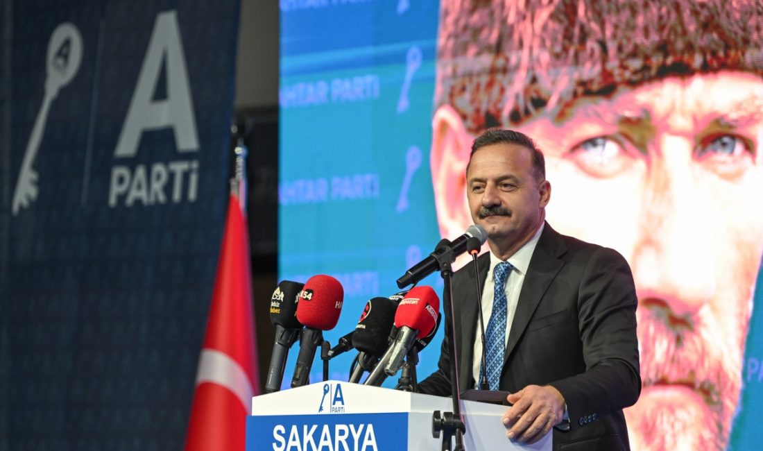 Ağıralioğlu, Mansur Yavaş'ın Cumhurbaşkanlığı Hükümet Sistemi'ni yarı başkanlığa çevirme iradesini