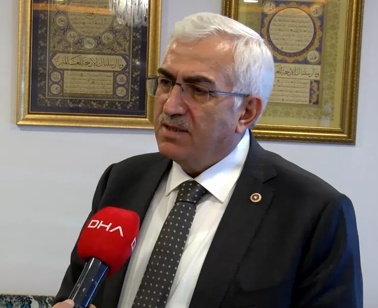 Meclis komisyonu üyesi AK Parti Erzurum Milletvekili Mehmet Emin Öz,