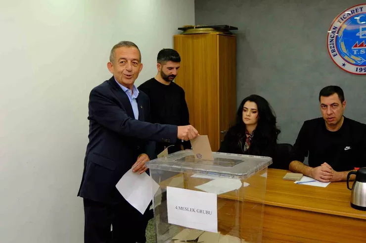 Erzincan TSO başkanlık seçimini mevcut başkan Ahmet Tanoğlu 1105 oyla