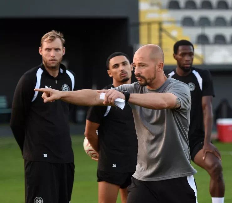 Manisa FK, yeni teknik direktörü Nestor El Maestro yönetimindeki ilk