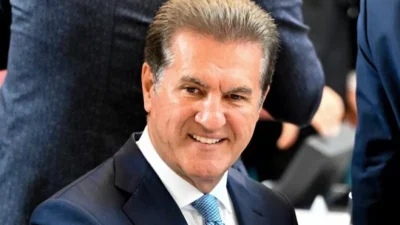 YENİ Parti Erzincan Milletvekili Mustafa Sarıgül, oğlu Ömer Sarıgül ve