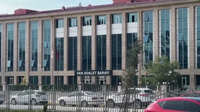 Van Gölü kıyısında cansız bedeni bulunan üniversite öğrencisi Rojin Kabaiş'in