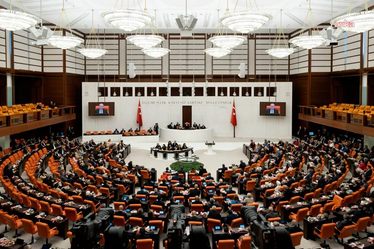 Kafe ve restoranlarda sigara içilebilecek alanların yeniden belirlenmesi, açık alanlarda